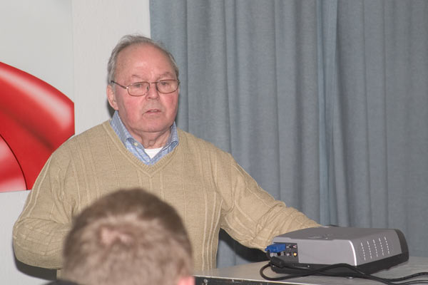 Herr Oster